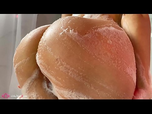 ❤️ Morena se masturba el coño con un vibrador hasta alcanzar un intenso orgasmo en la ducha Video de porno de calidad en es.hentaisea-com.ru ❌️